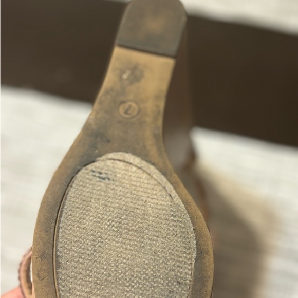 Very sexy shoes super comfortable very flattering size 7 - Picture 5 of 6